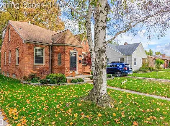 2nd image of 22105 California St