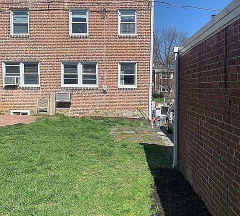 3rd image of 1228 Wilson Dr