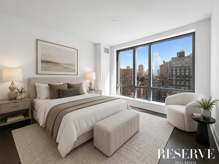 50 Riverside Blvd #20C — Photo 3