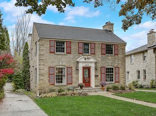 2510 Pasadena Blvd, Wauwatosa, WI 53226