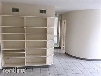 2nd image of 145 Pinckney St APT 728