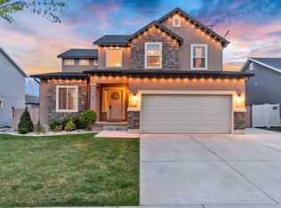 370 Stone Hollow Dr, Santaquin, UT 84655