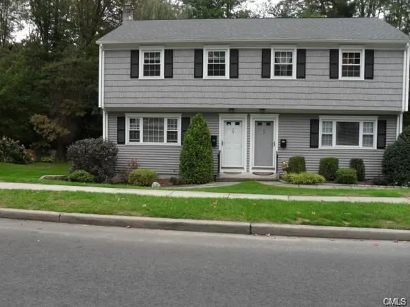 29 Rodgers Rd, Fairfield, CT 06824