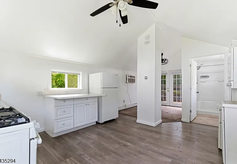 14 Brookhill Rd — Photo 5
