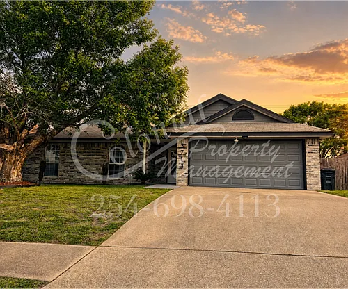 3713 Water Oak Dr Photo 1