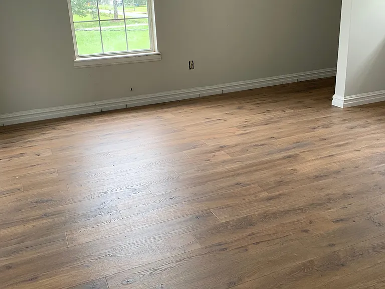 151 Valerie Dr — Photo 8