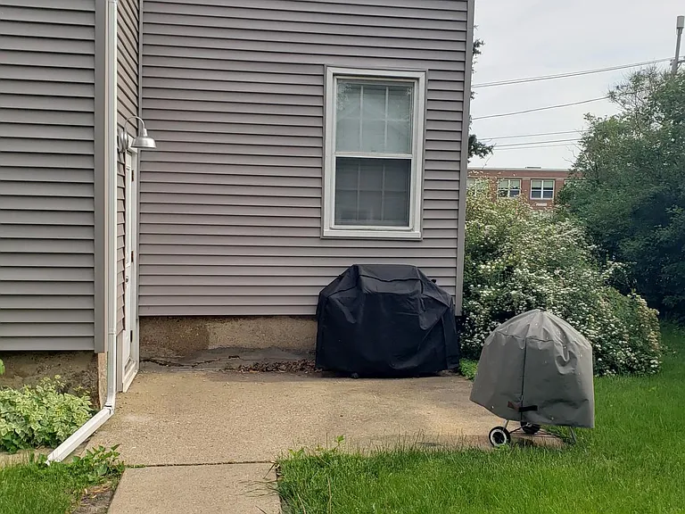 100 S Caroline St #1 — Photo 11