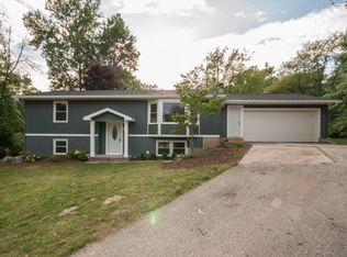 6129 Maksimowski Ave NE, Belmont, MI 49306