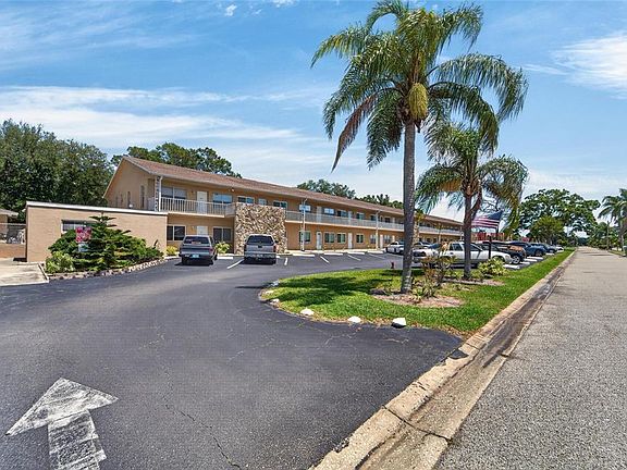 3rd image of 8039 GARDEN DRIVE #205