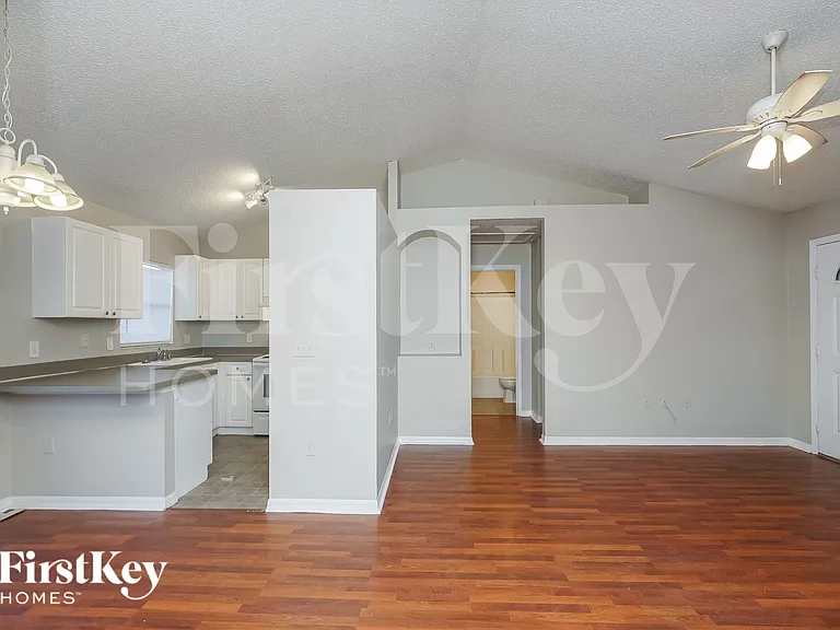 797 Chestnut Ave — Photo 10