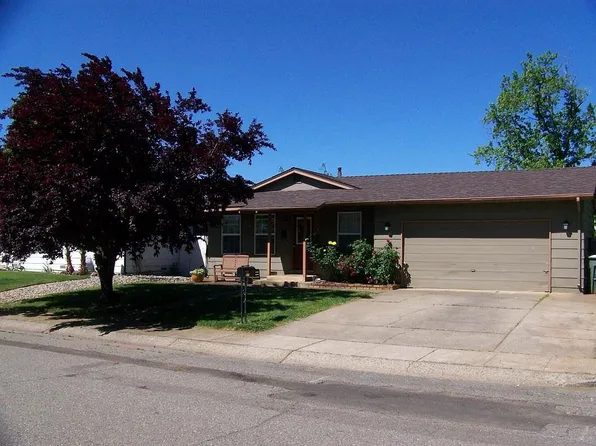 3526 Polaris Way, Redding, CA 96002