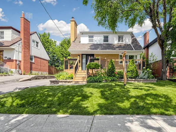 64 Clearbrooke Cir, Toronto, ON M9W 2E5