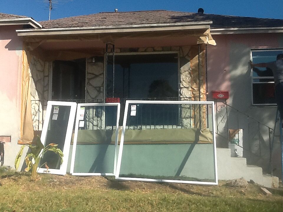 1st image of 2035 W 111th St
