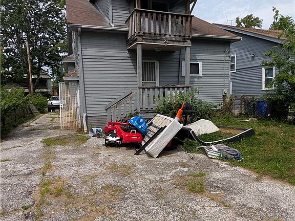 2nd image of 4015 E 142nd St