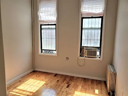 Rented by The Hamilton Group | media 24