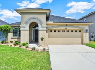 7063 Fleur Cove Dr, Jacksonville, FL 32258