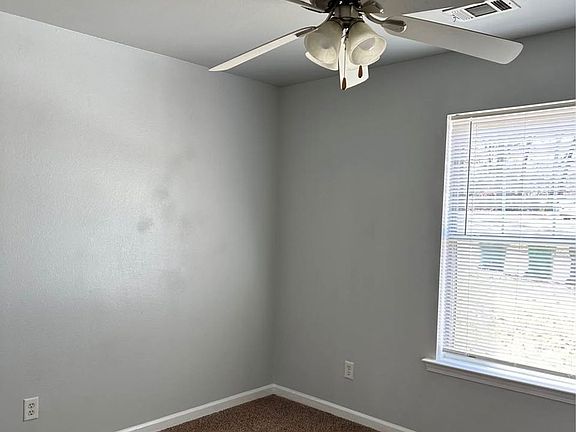 5th image of 3205 Ludwig St