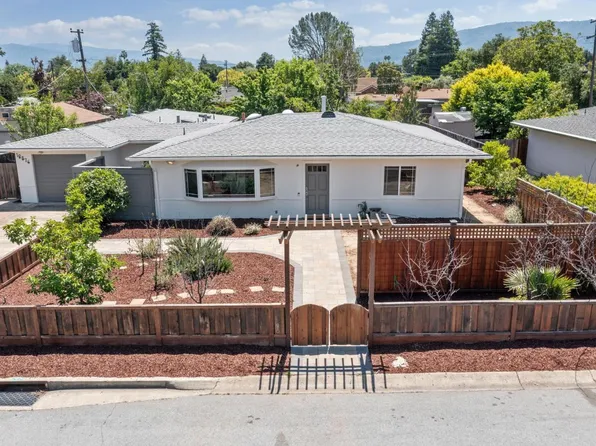 18576 Bucknall Rd, Saratoga, CA 95070