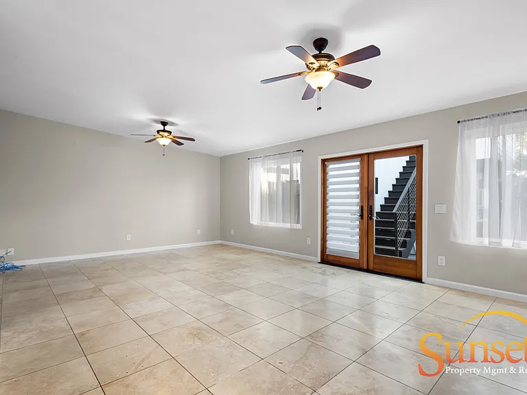 4256 Napier St — Photo 4