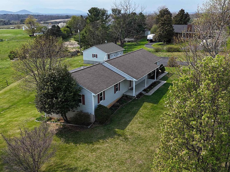 1st image of 224 Saint James Rd