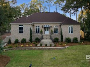 224 N Circle Dr, Fairhope, AL 36532