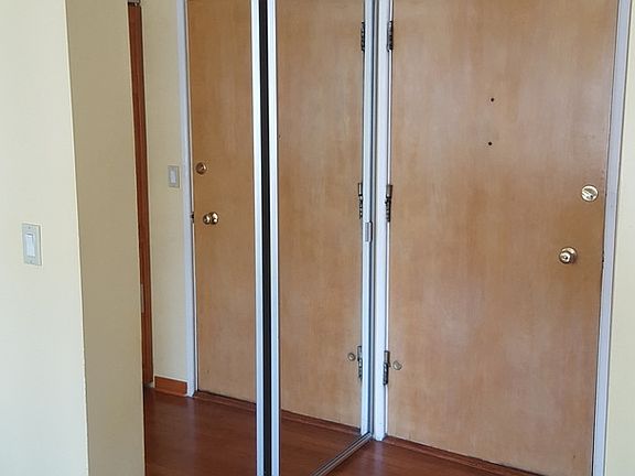 4th image of 8700 Skokie Blvd APT 1
