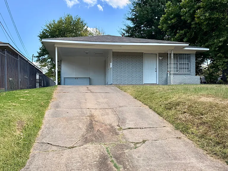 2423 Stonewall St — Photo 19