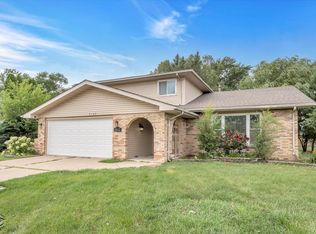 5182 W 87th Ln, Crown Point, IN 46307