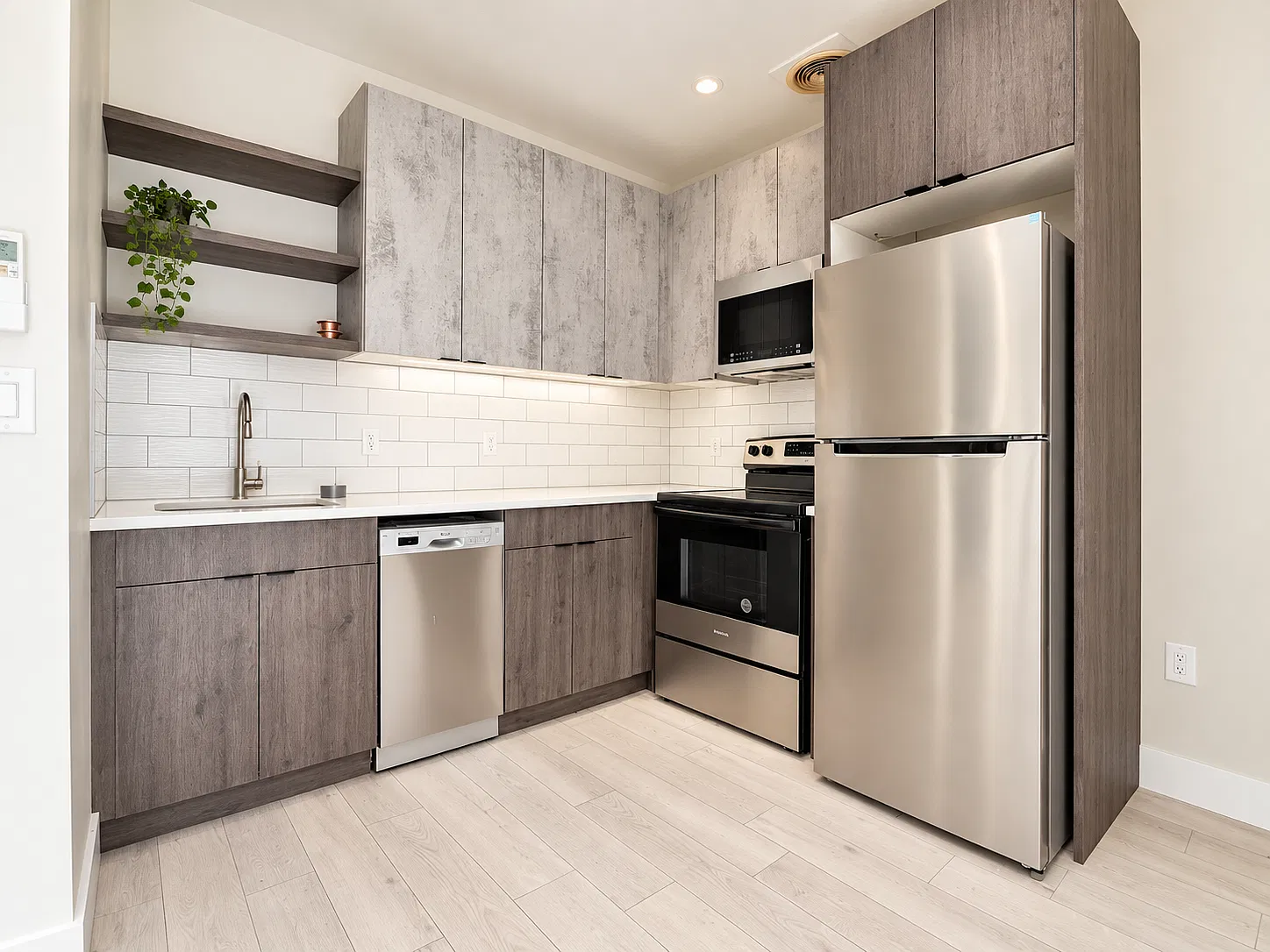1540 Brooklyn Avenue — Photo 3