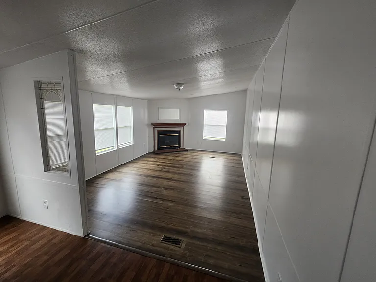 10011 SW 84th Ave — Photo 8
