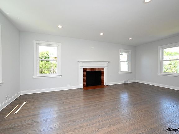 2nd image of 1707 N 76th Ct