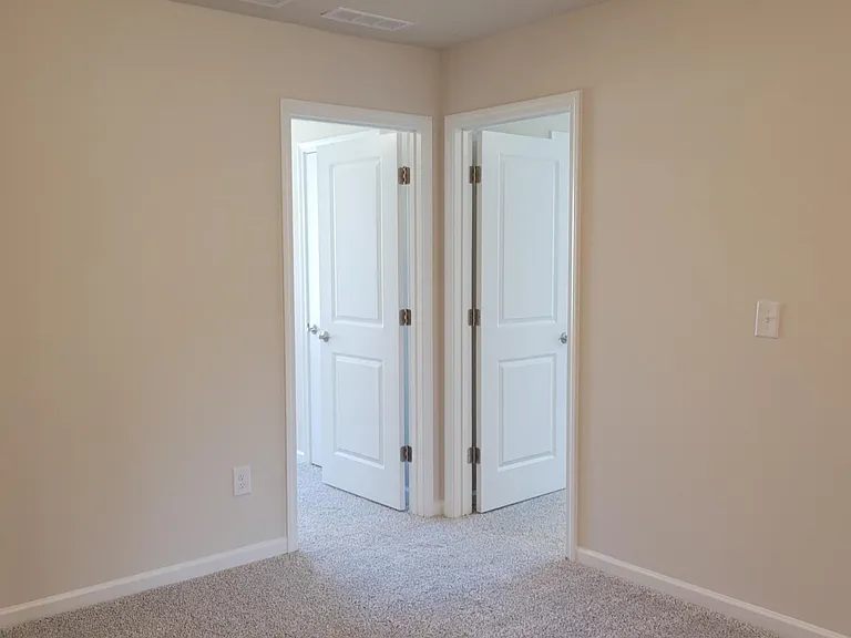 915 Field Ivy Dr — Photo 19