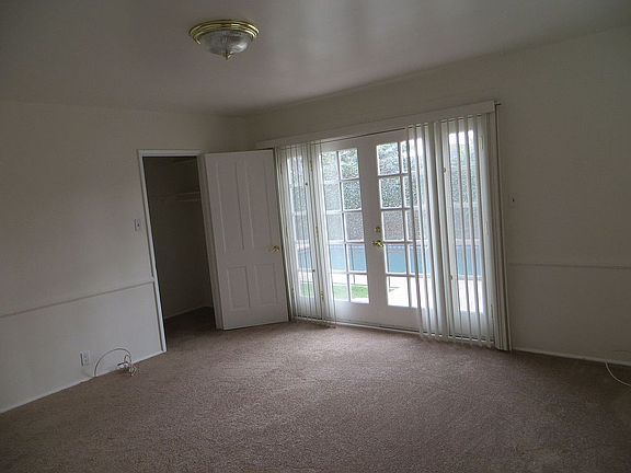 4th image of 8500 Beverly Dr