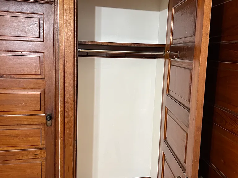 526 Park Ave #2 — Photo 5