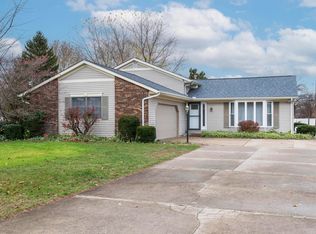 55833 Breden Rise Ln, Mishawaka, IN 46545