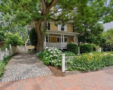 57 Brewster St, Cambridge, MA, 02138