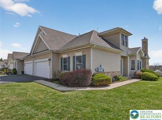 19 Glenmoor Cir, Easton, PA