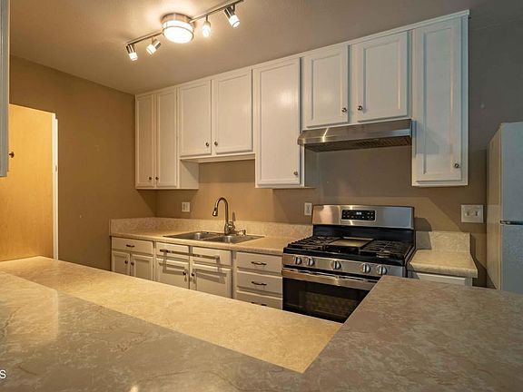 3rd image of 2578 Bolker Dr