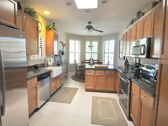 2nd image of 9451 N 106th Pl