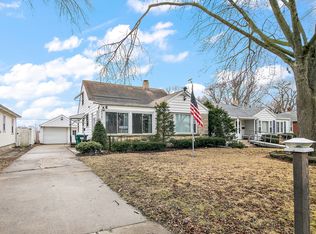 638 Beckman Dr, Kankakee, IL 60901