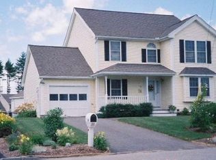 118 Wildwood St, Manchester, NH 03103