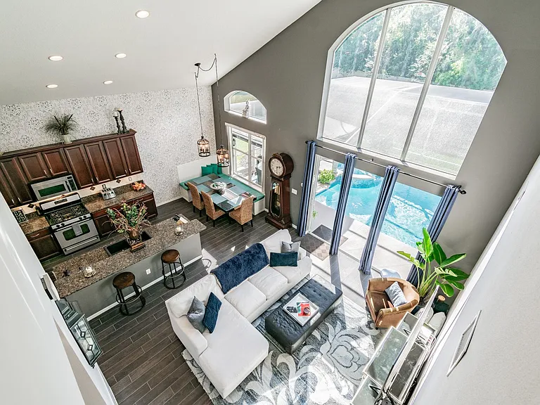 Kitchen-Family Room