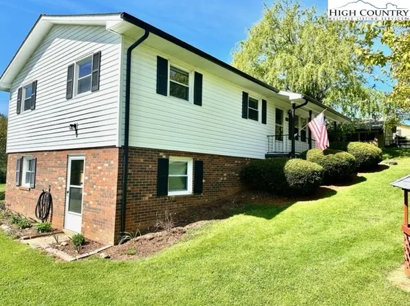 480 Rayfield Acres Drive, West Jefferson, NC 28694