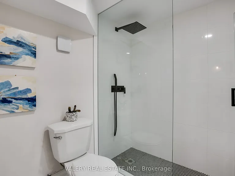 30 Morgan Ave #1 — Photo 18