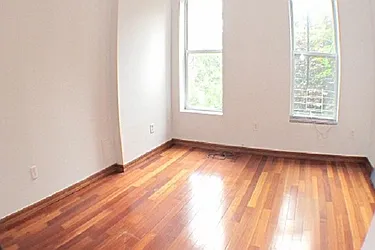 Rented by RES New York