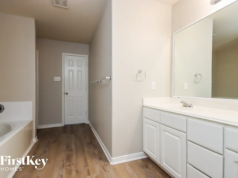 16941 Wren Hill St — Photo 10