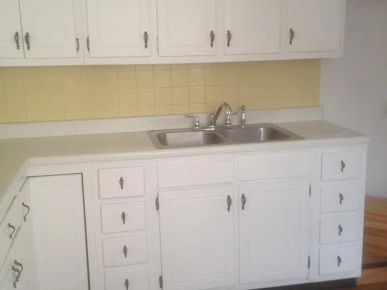 1822 N Irvington Ave — Photo 9