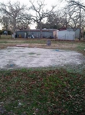 4th image of 454 Oak Park Four