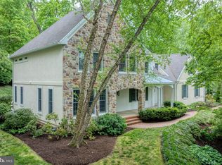 1745 Wyndham Dr, York, PA 17403