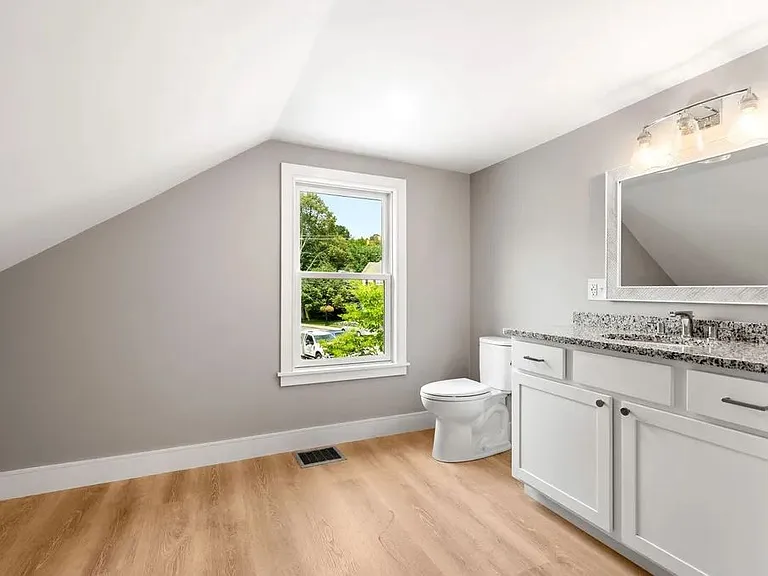 54 Main St #201 — Photo 13